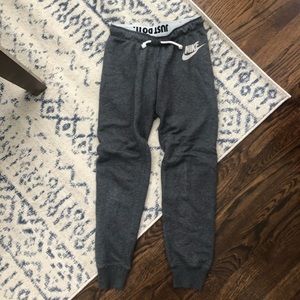 Nike Joggers